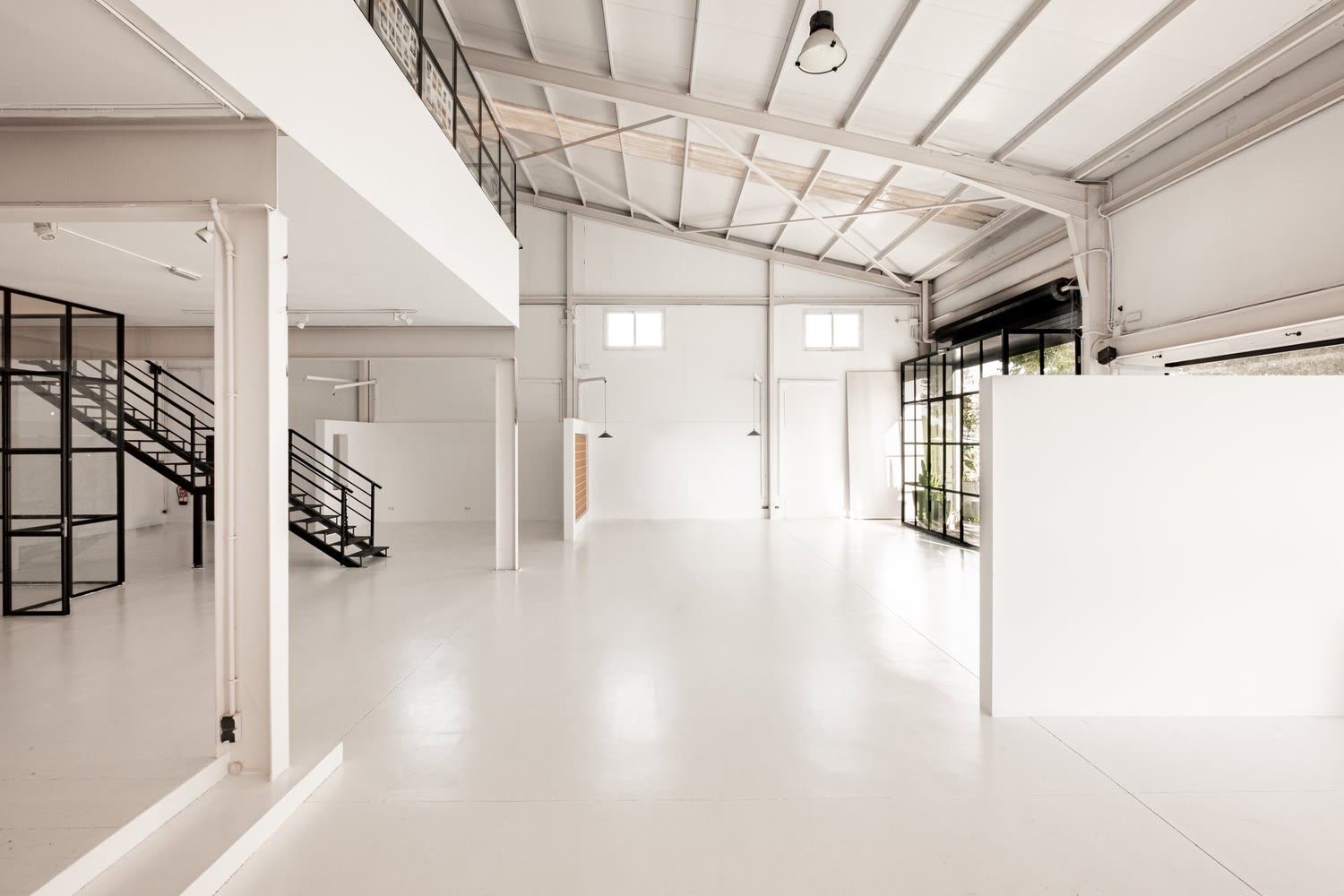 The Atelier — materials and textures
