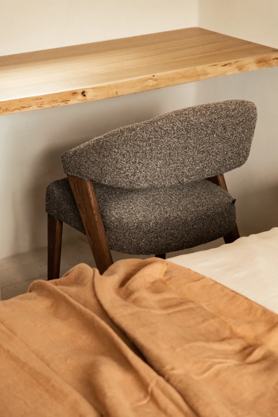 Ca Nest