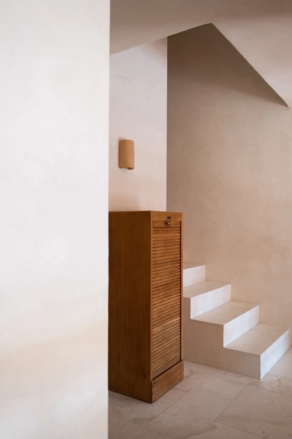 Ca La Mer — Staircase detail